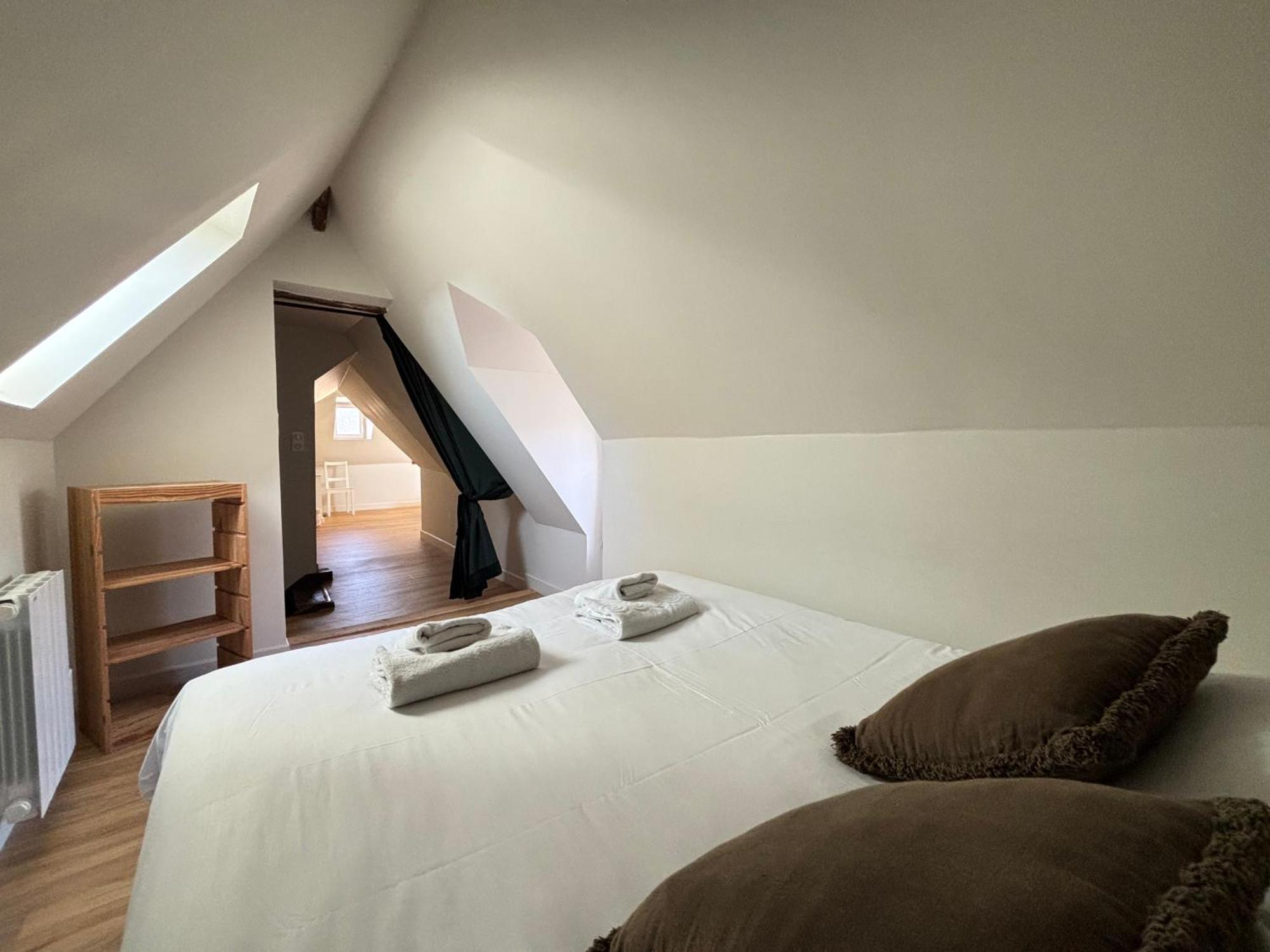 Bajocasse Duplex Spacieux 3 Ch 2 Sdb Cosy Plein Centre Decoration Elegante Proche Plages Du Debarquement Apartment Bayeux